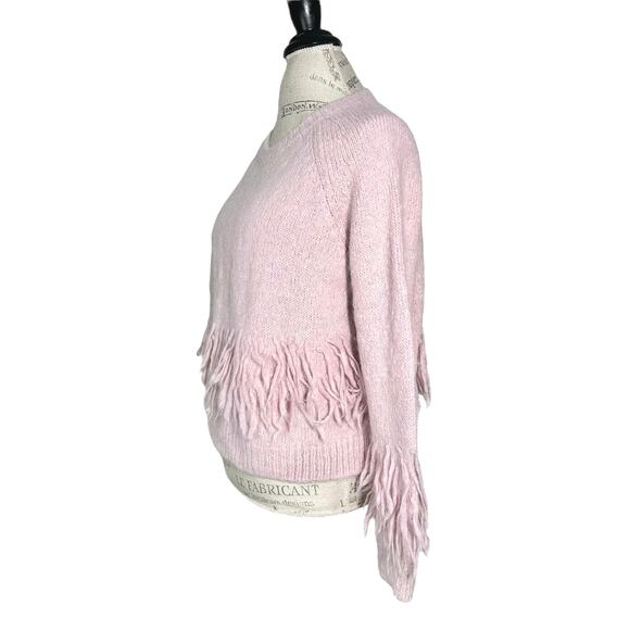 Cinq à Sept | Women | Dusty Pink Alpaca Merino Wool Knit Fringe Sweater | Medium - Picture 4 of 12
